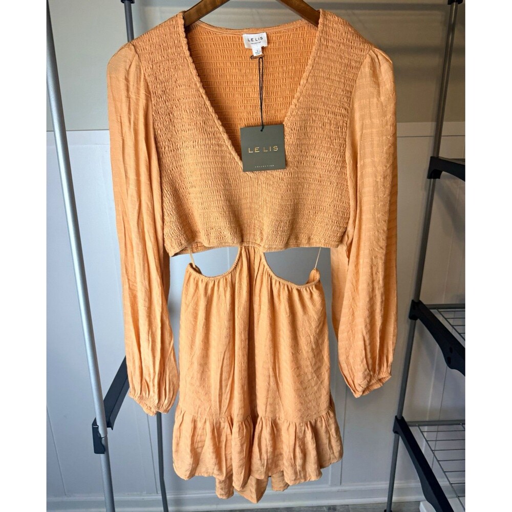 Le Lis Women’s L Peach Cutout Mini Dress Smocked Long Sleeve Ruffle NWT
